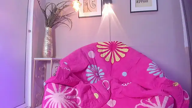dulce fiore07 online show from September 14, 2025, 12:38 pm