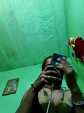 PIHU999 online show from October 25, 2025, 9:52 am