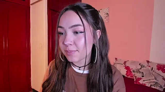 Snapshot of Pariss_Gold chatting on October 12, 2025, 1:51 am Pariss Gold online show from October 12, 2025, 1:51 am