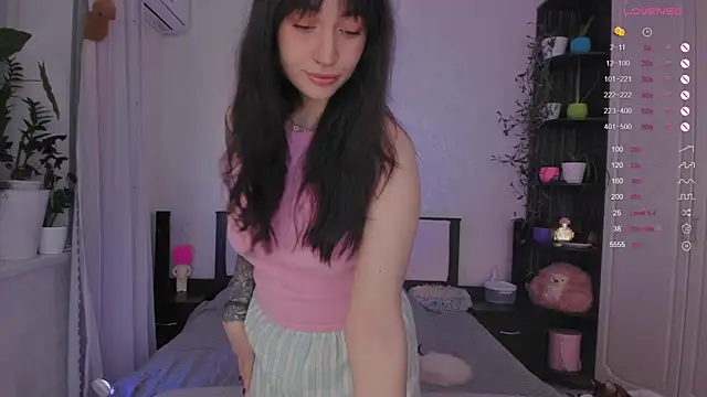 Snapshot of AriellaAllure chatting on November 21, 2025, 1:54 pm AriellaAllure online show from November 21, 2025, 1:54 pm