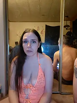 Shy Naughty Girl online show from June 5, 2026, 3:22 am