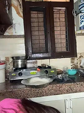 SEXY-SIMI-BHABI online show from February 1, 2026, 9:18 am