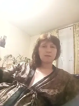 Flower2931 online show from January 10, 2026, 7:31 pm