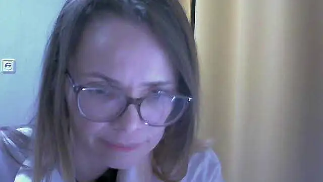 Snapshot of SEA_Dream chatting on December 14, 2025, 5:07 pm SEA Dream online show from December 14, 2025, 5:07 pm