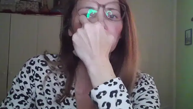 Snapshot of SEA_Dream chatting on February 21, 2026, 12:18 pm SEA Dream online show from February 21, 2026, 12:18 pm