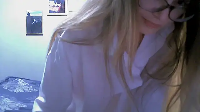 Snapshot of SEA_Dream chatting on December 5, 2025, 4:49 pm SEA Dream online show from December 5, 2025, 4:49 pm