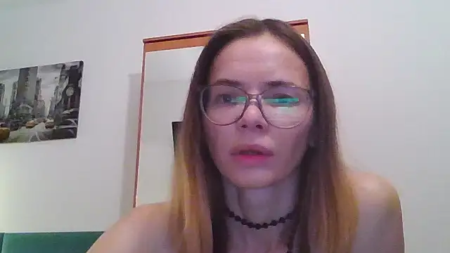 Snapshot of SEA_Dream chatting on December 18, 2025, 5:23 am SEA Dream online show from December 18, 2025, 5:23 am