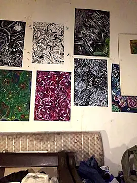 Sissy Cindy Whore online show from December 17, 2025, 8:03 pm