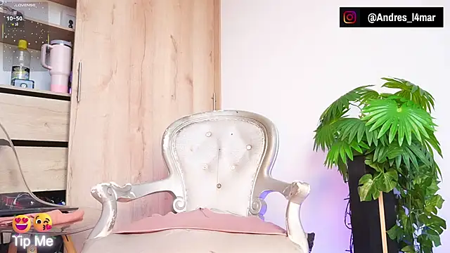 Snapshot of King_Lamar_ chatting on September 14, 2025, 7:47 pm King Lamar  online show from September 14, 2025, 7:47 pm