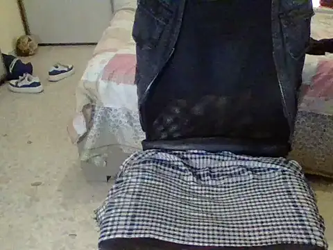 KalendaXL online show from November 10, 2025, 5:07 pm