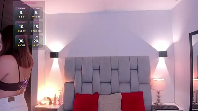 Mia volkova online show from October 5, 2025, 12:29 pm