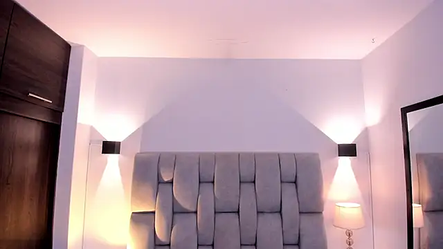 Mia volkova online show from September 16, 2025, 12:28 pm