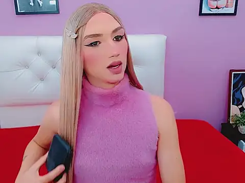  canndy  online show from April 22, 2026, 5:14 am