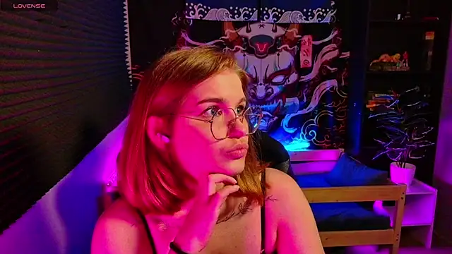 SophieMurrr online show from May 29, 2026, 8:37 pm