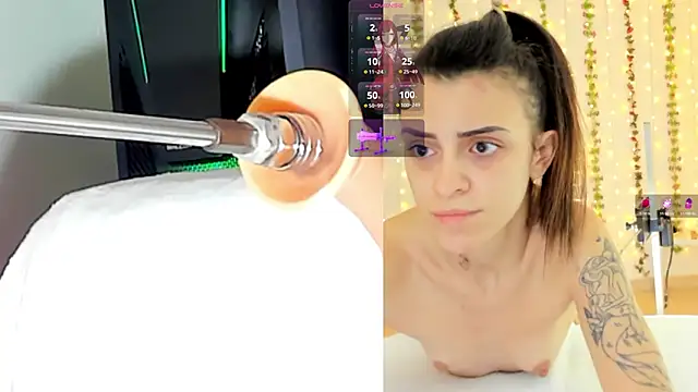 Kitty  Rose   online show from December 21, 2025, 10:06 am