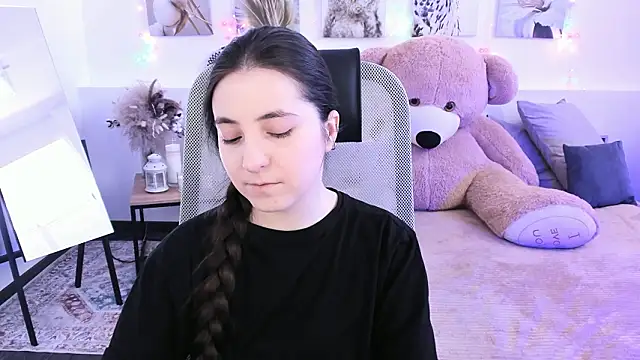 VirtuallVoyant online show from March 10, 2026, 6:50 am