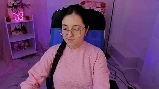 VirtuallVoyant online show from November 9, 2025, 3:54 am