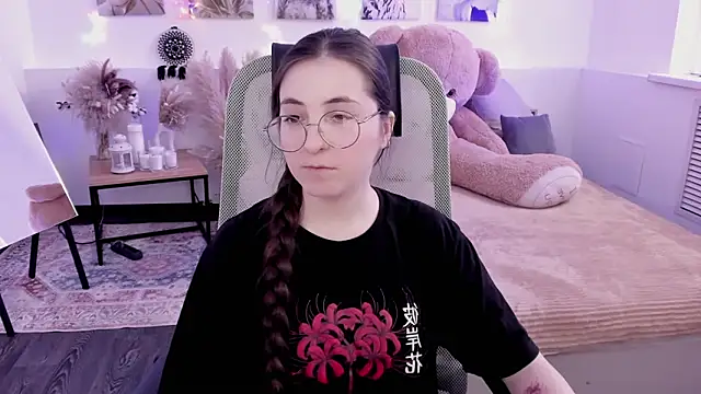 VirtuallVoyant online show from March 6, 2026, 10:54 am