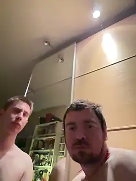 MaxxAsstEuff online show from February 4, 2026, 11:44 pm