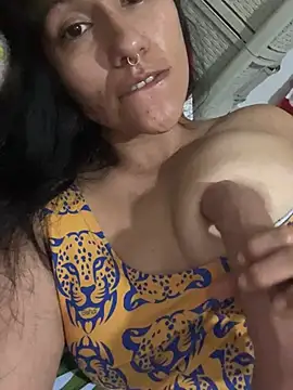 Huitaca  online show from May 16, 2026, 5:17 am