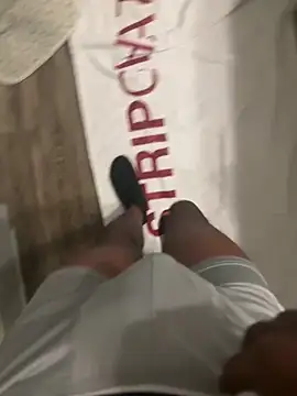 Snapshot of takeyoudeeper chatting on September 14, 2025, 10:10 pm takeyoudeeper online show from September 14, 2025, 10:10 pm