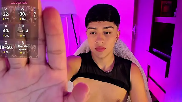 Matheewx m online show from March 15, 2026, 5:36 am