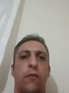 Snapshot of cnralcz chatting on July 14, 2026, 8:26 pm cnralcz online show from July 14, 2026, 8:26 pm