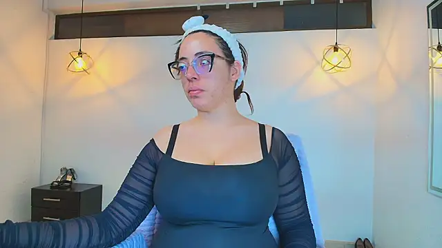 Snapshot of Rossi_ss1 chatting on February 9, 2026, 3:59 am Rossi ss1 online show from February 9, 2026, 3:59 am