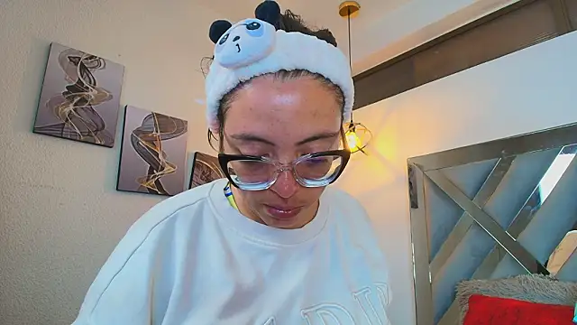 Snapshot of Rossi_ss1 chatting on February 5, 2026, 4:52 am Rossi ss1 online show from February 5, 2026, 4:52 am