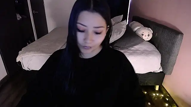 Mia 1120 online show from January 14, 2026, 7:17 pm