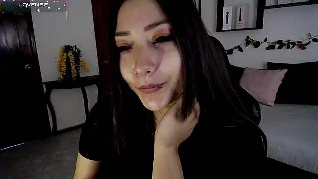 Mia 1120 online show from November 7, 2025, 7:29 pm