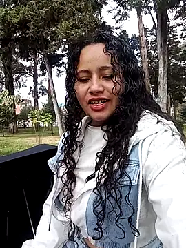 Yaya watson online show from October 3, 2025, 6:53 pm