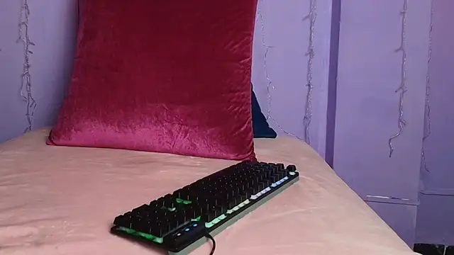 Dafne Mel online show from October 20, 2025, 12:27 pm