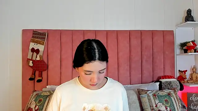 Snapshot of ashley_Olsen chatting on December 18, 2025, 3:00 am ashley Olsen online show from December 18, 2025, 3:00 am