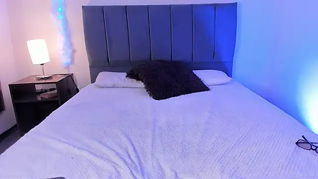 Snapshot of Ambar_gh1 chatting on October 23, 2025, 7:34 pm Ambar gh1 online show from October 23, 2025, 7:34 pm