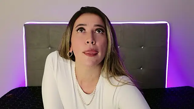 Alexandraa Gomez online show from February 13, 2026, 9:59 pm