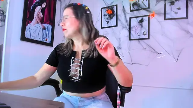 Snapshot of Ariana_costa chatting on October 22, 2025, 2:38 pm Ariana costa online show from October 22, 2025, 2:38 pm