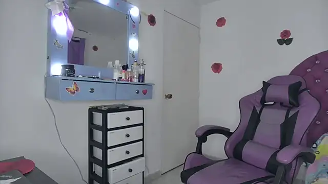 soffy rosses online show from March 22, 2026, 1:53 am