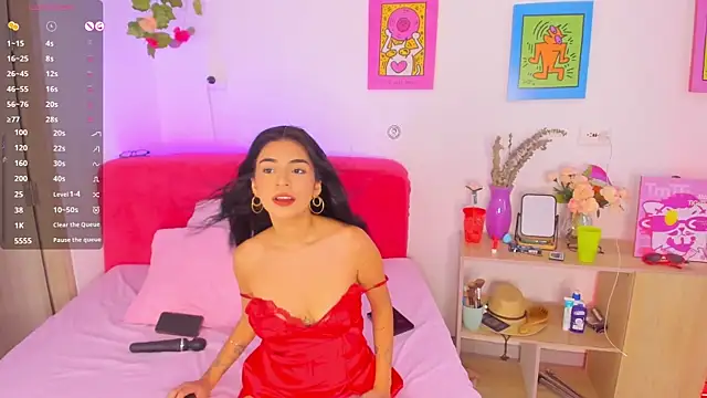 Snapshot of AprilAddams_ chatting on September 17, 2025, 9:39 pm AprilAddams  online show from September 17, 2025, 9:39 pm