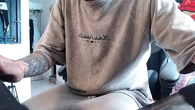 Snapshot of malek_xarx_ chatting on March 24, 2026, 4:18 pm malek xarx online show from March 24, 2026, 4:18 pm