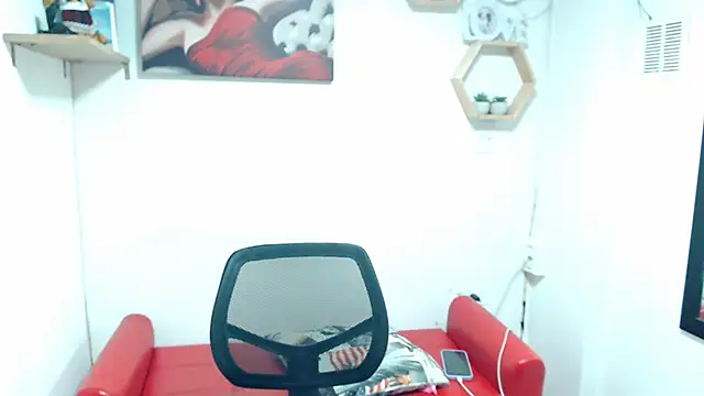 DIVAX MONSERRAT online show from March 29, 2026, 5:47 pm