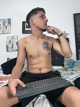 Snapshot of Luke_Stone chatting on May 7, 2026, 3:59 pm Luke Stone online show from May 7, 2026, 3:59 pm