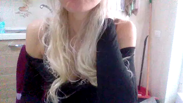 Kelly80 online show from April 14, 2026, 2:55 pm