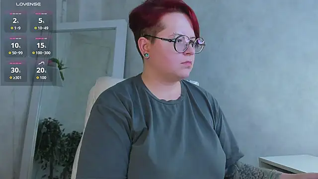 Michelle Wilsson online show from November 4, 2025, 8:07 am