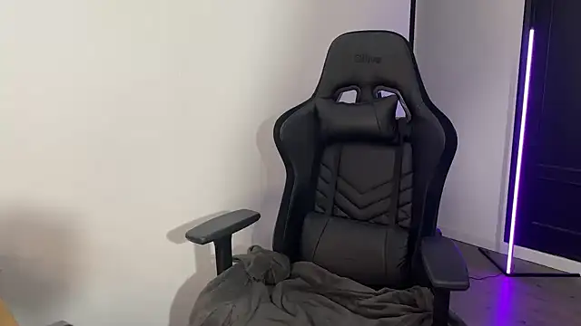 s meow online show from March 15, 2026, 7:54 pm