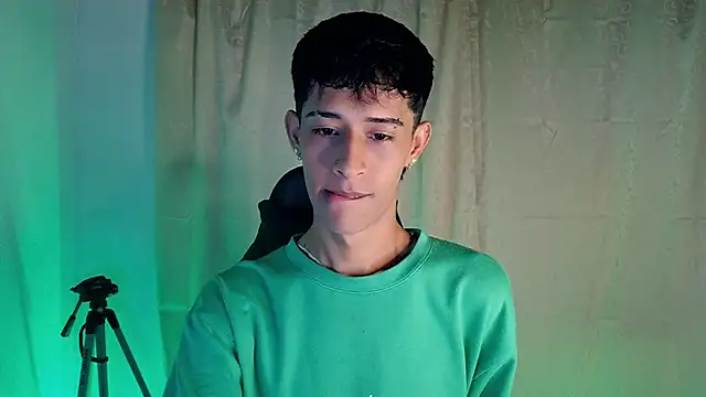 Danny cute 05 online show from February 15, 2026, 4:57 am