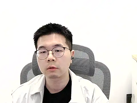 Adzard65 online show from October 28, 2025, 2:16 pm