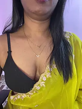 Snapshot of tamil_Aarathi chatting on February 6, 2026, 5:09 pm tamil Aarathi online show from February 6, 2026, 5:09 pm