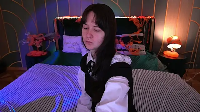 BerryDiva online show from October 26, 2025, 7:20 am