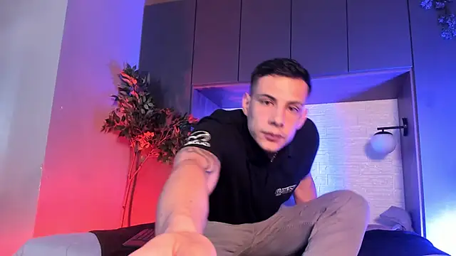 Dustin Sonne online show from March 31, 2026, 3:41 am